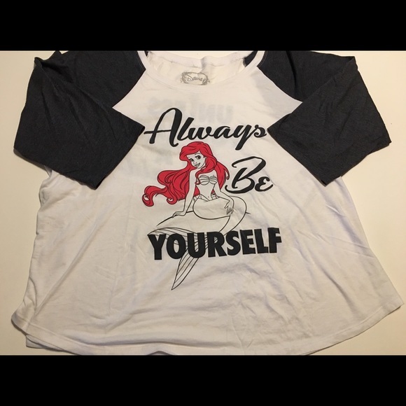 Lot of Torrid Tops - Picture 4 of 7